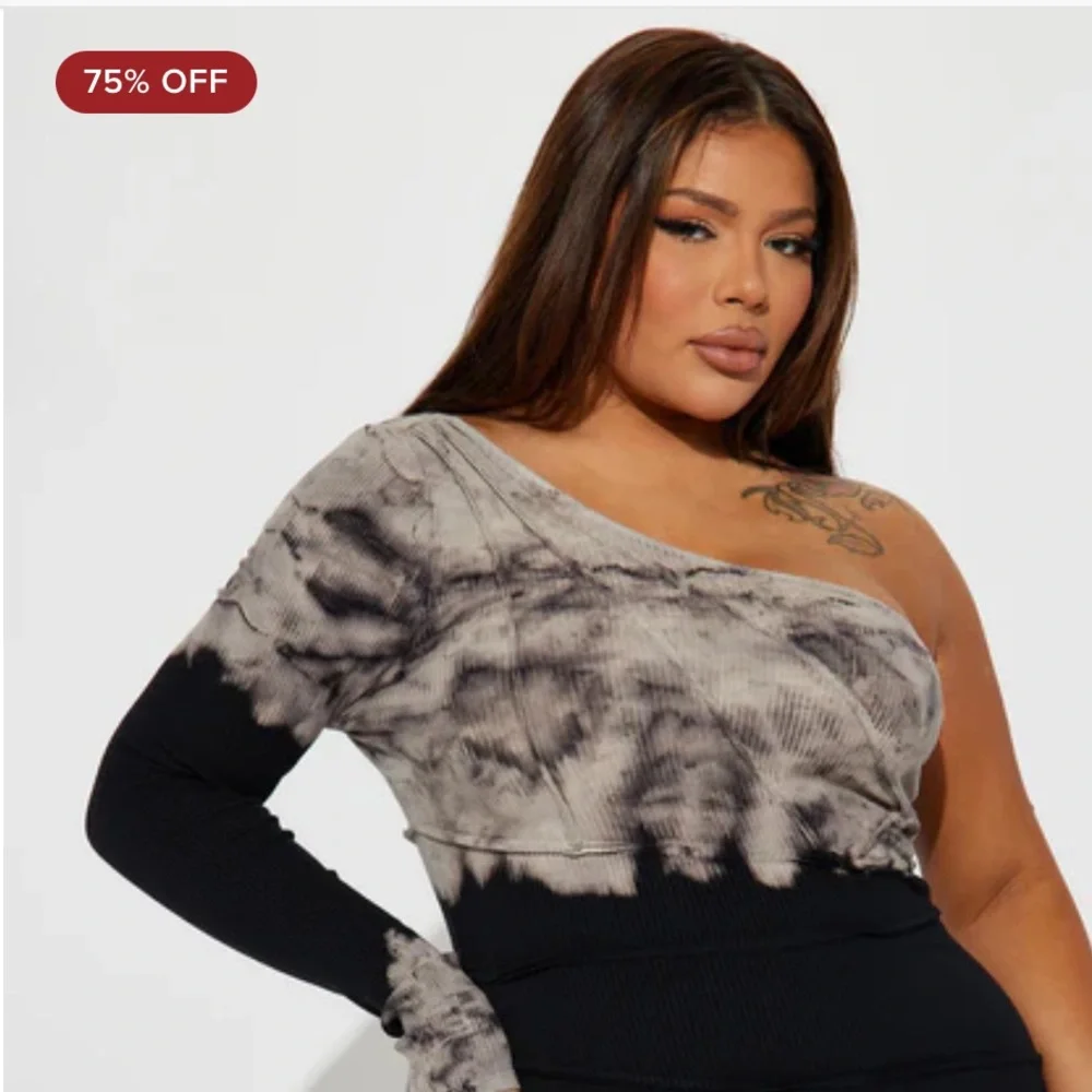 Caught In A Tie Dye Off-Shoulder Midi Dress - Black/Gray - Picture 5 of 9